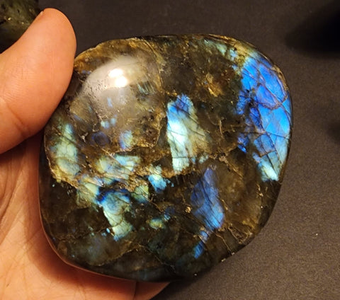 Labradorite Crystal Polished - L24