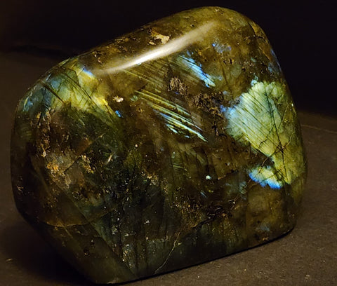 Labradorite Crystal Polished - L11